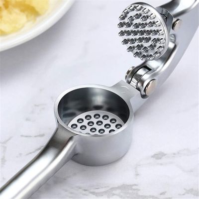 Kabul edilebilir OEM/ODM Paslanmaz Çelik Sarımsak Baskı Çakıcı Mincer Squeezer Chopper