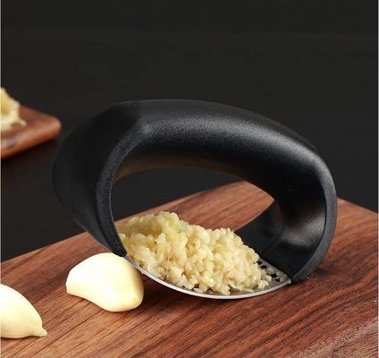 Özel Logo Meyve Sebze Aletleri Paslanmaz Çelik Sarımsak Baskı Çekmece Mutfak Gadget Aracı