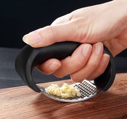 Özel Logo Meyve Sebze Aletleri Paslanmaz Çelik Sarımsak Baskı Çekmece Mutfak Gadget Aracı