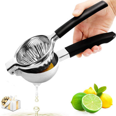 Silikon kauçuk kolu ve paslanmaz çelik tasarımı olan El Limon Sitrus Pres Suçlayıcı