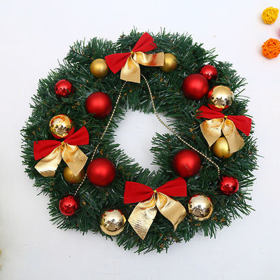Evinize Mutluluk Getirin Kızıl Meyvelerden ve Çam Çubuklarından Oluşan Bu Mutlu Noel Tacıyla
