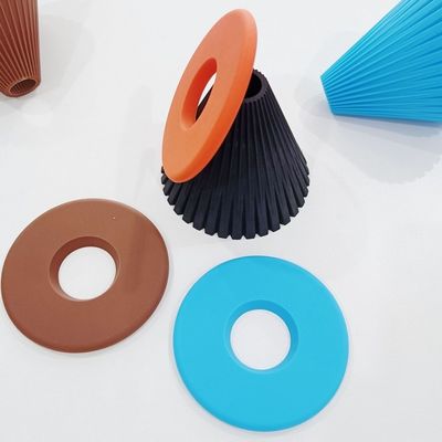 Modern Tasarımlı Silikon Kahve Çatısı Tekrar Kullanılabilir Funnel Filtresi ve Katlanabilir Damla